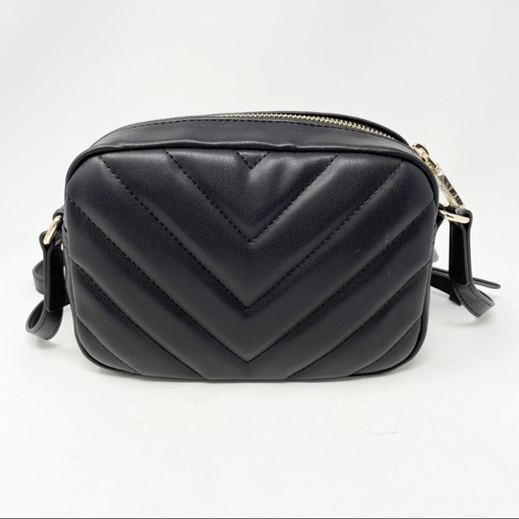 Love Moschino Crossbody Camera Bag Black Gold Stud - Picture 3 of 12